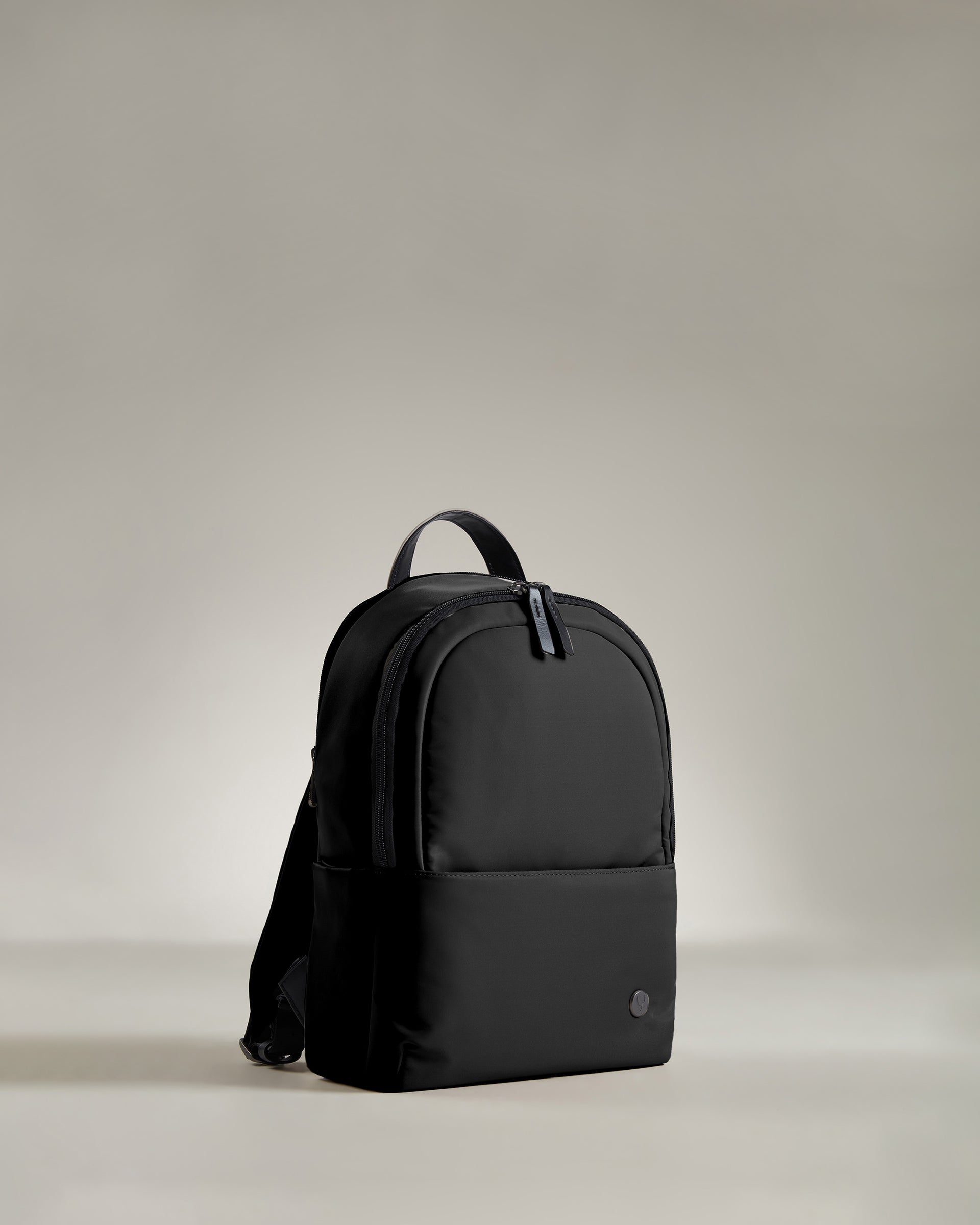 Antler Chelsea Backpack in Black - Size: 40 x 28 x 17 cm