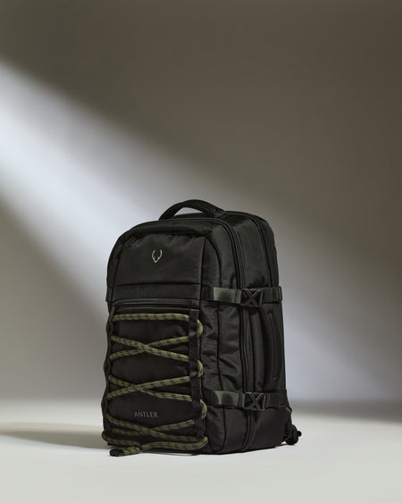 Discovery Backpack in Carbon Black