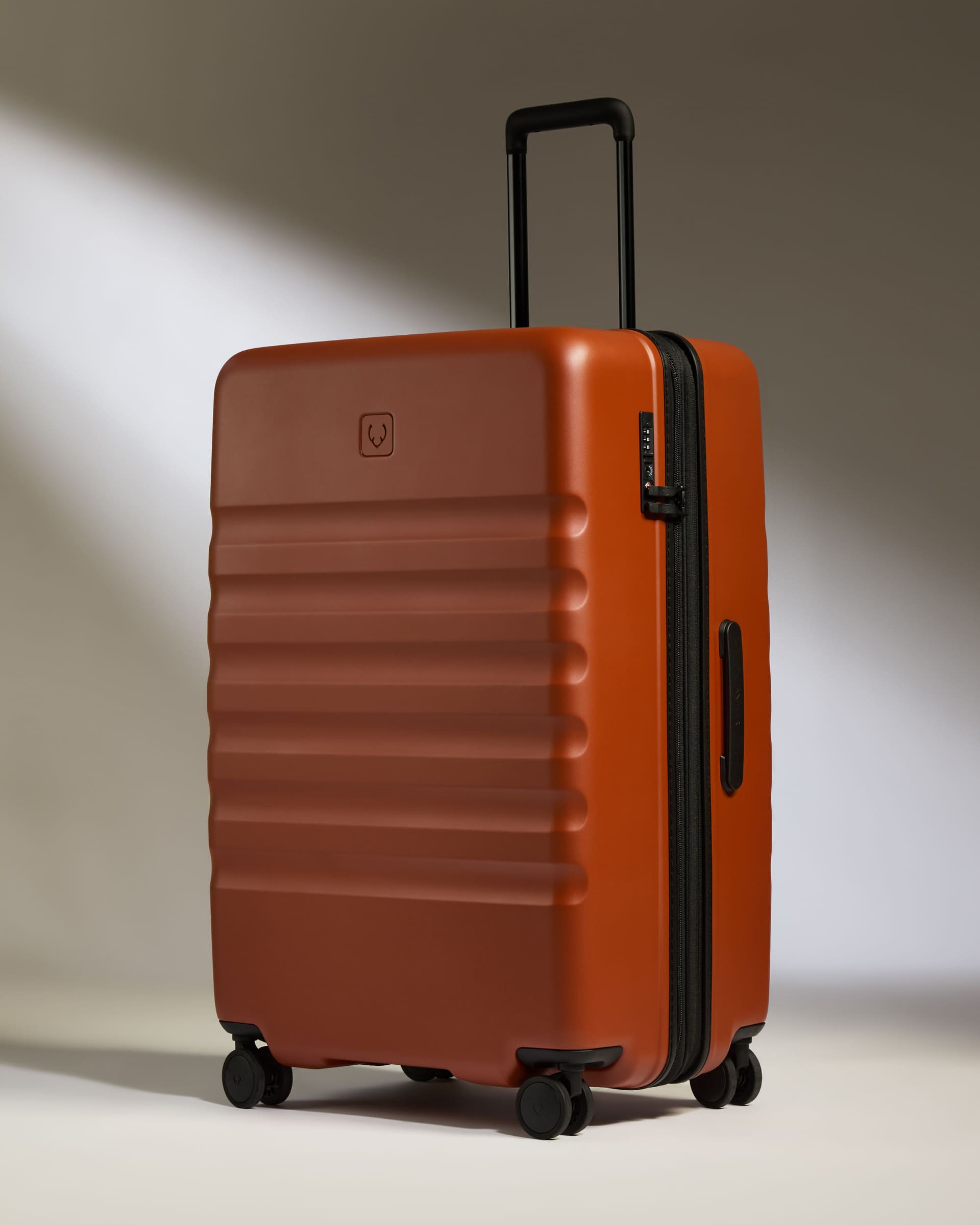 Large Suitcase in Maple Red Icon Stripe