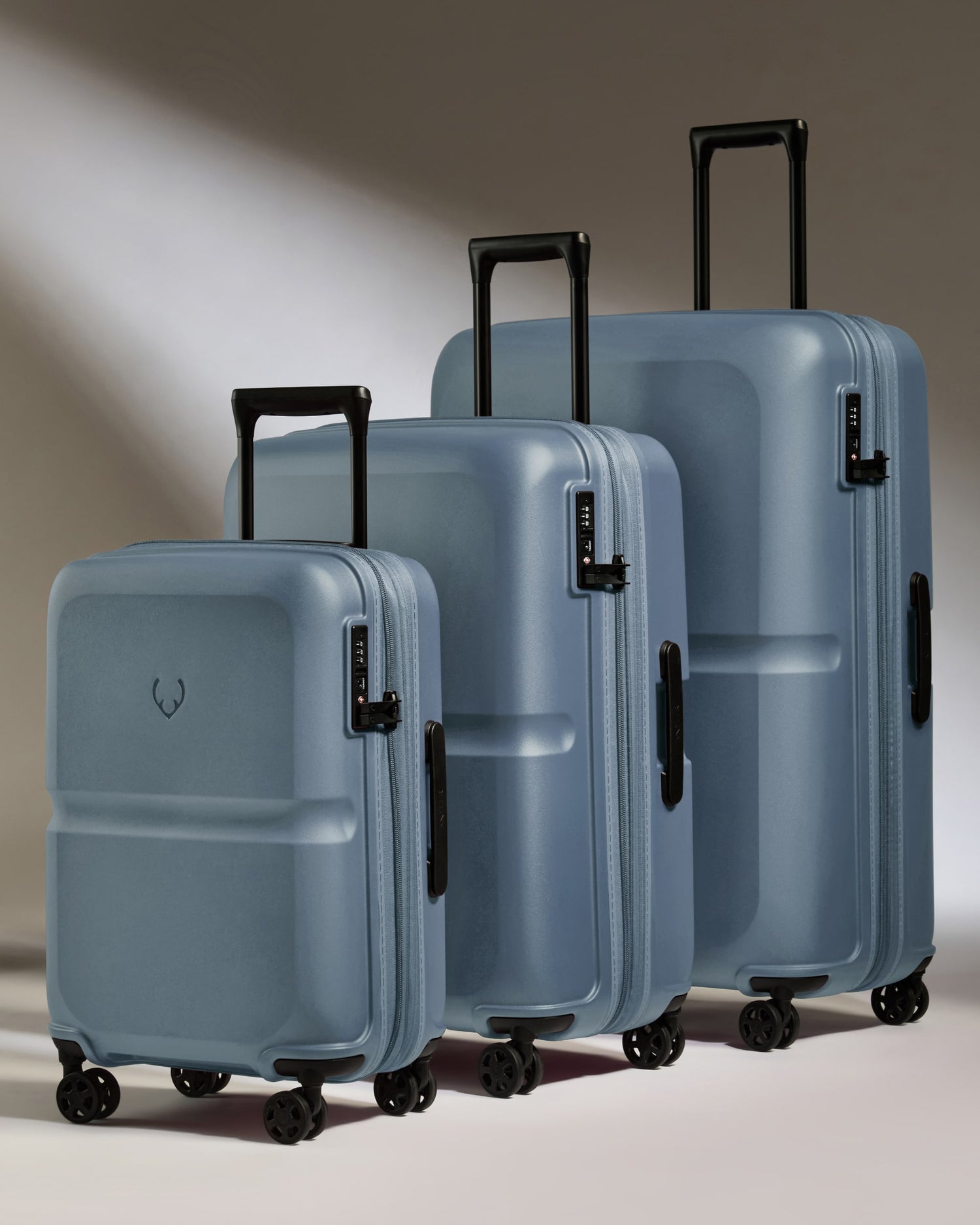 Expandable Carry-on Luggage Set in Cove Blue - Single Stripe