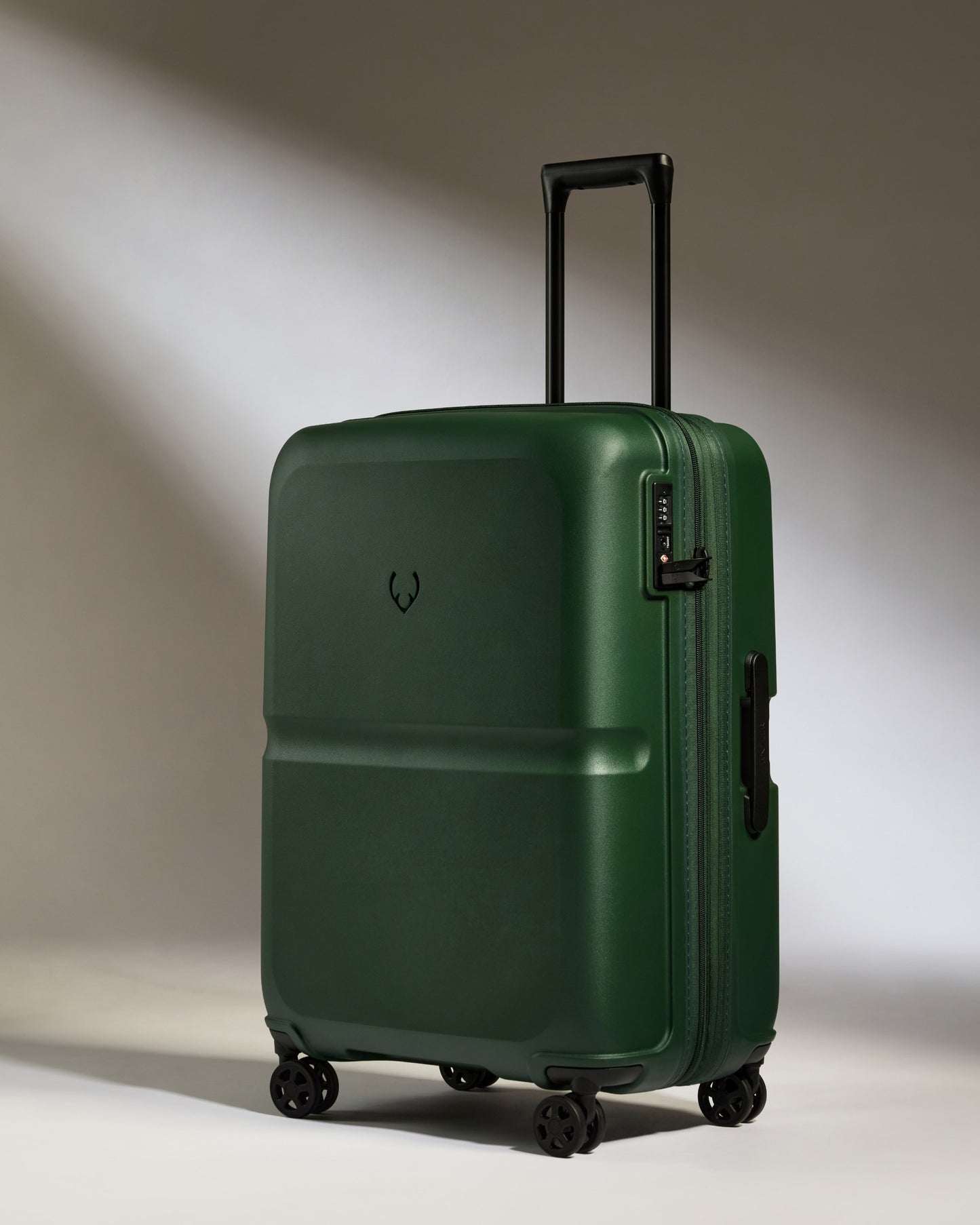 Medium Luggage in Antler Green - Single Stripe