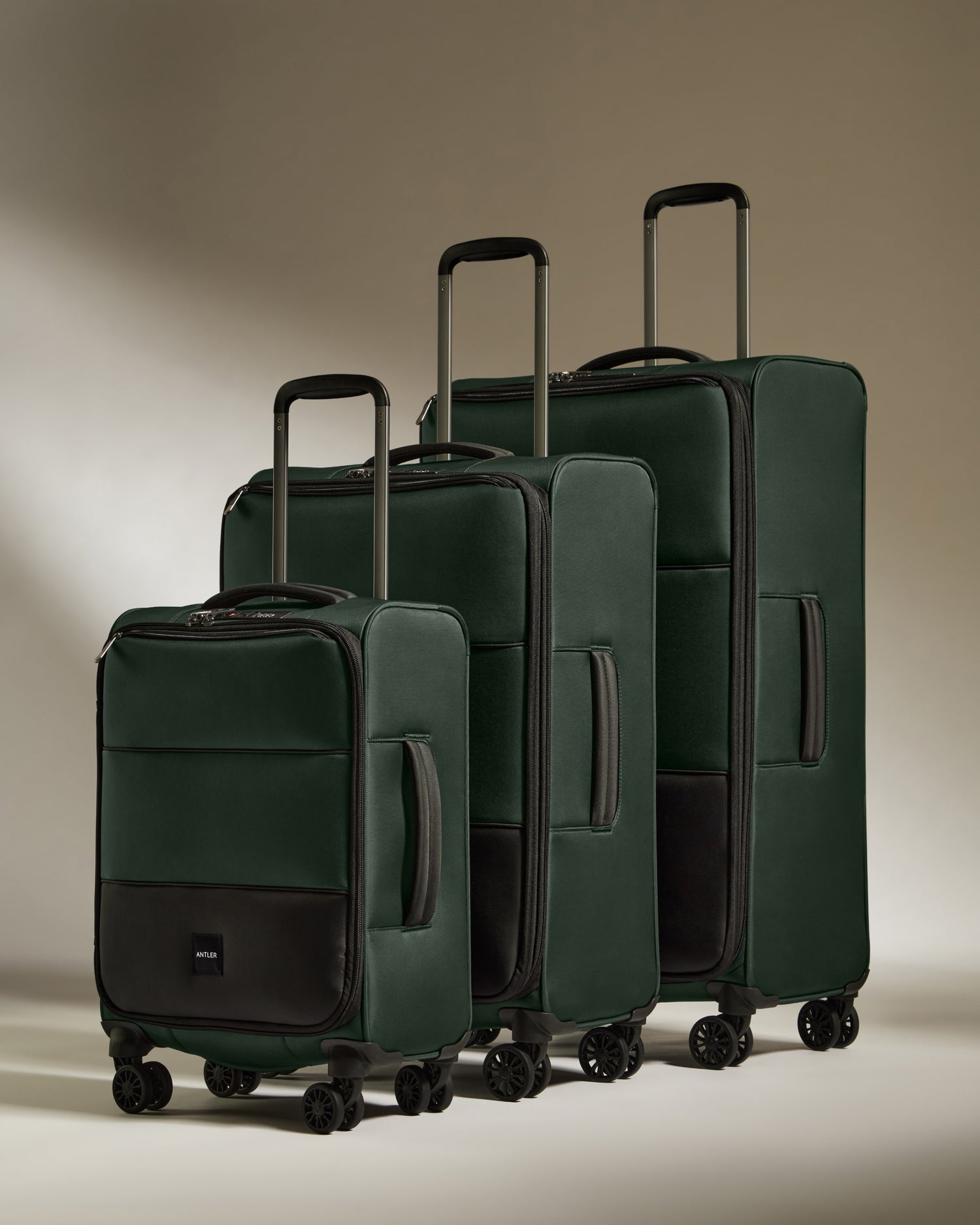 Lightest Luggage Set in Antler Green - Soft Stripe