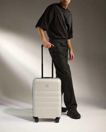 Icon Stripe Biggest Carry-On in Taupe