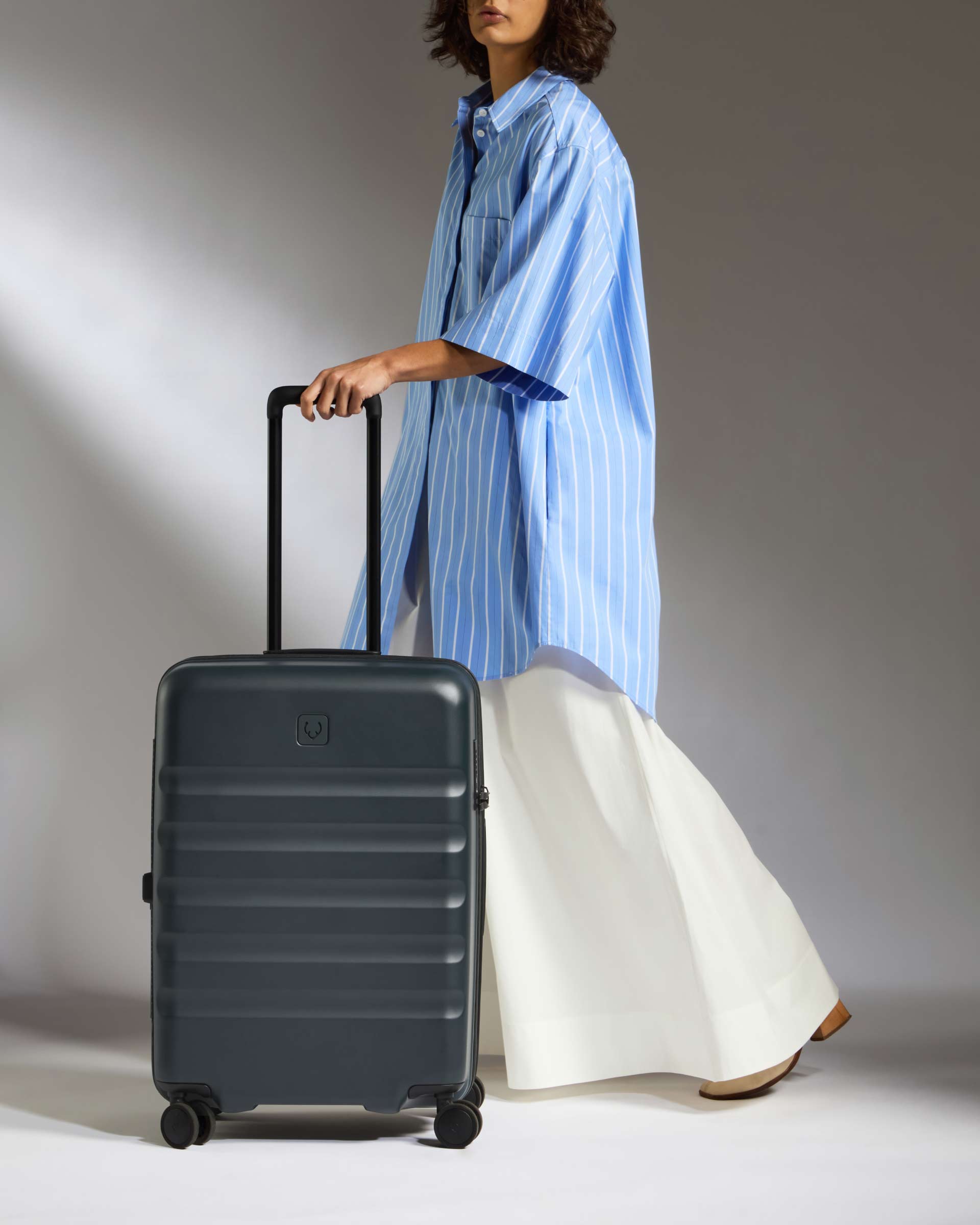 Medium Suitcase in Indigo Blue Icon Stripe