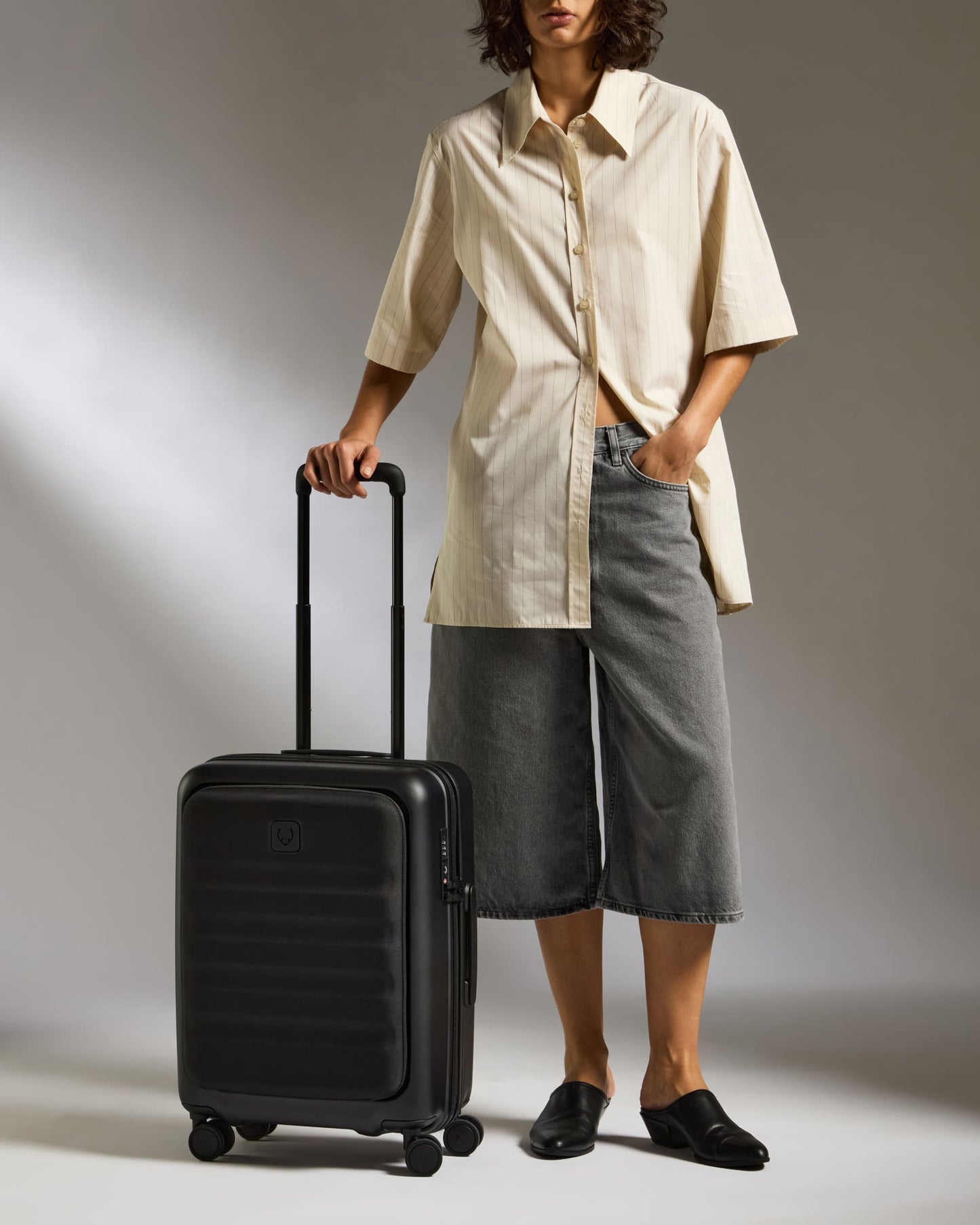 Carry-on with Pocket Luggage in Black - Icon Stripe