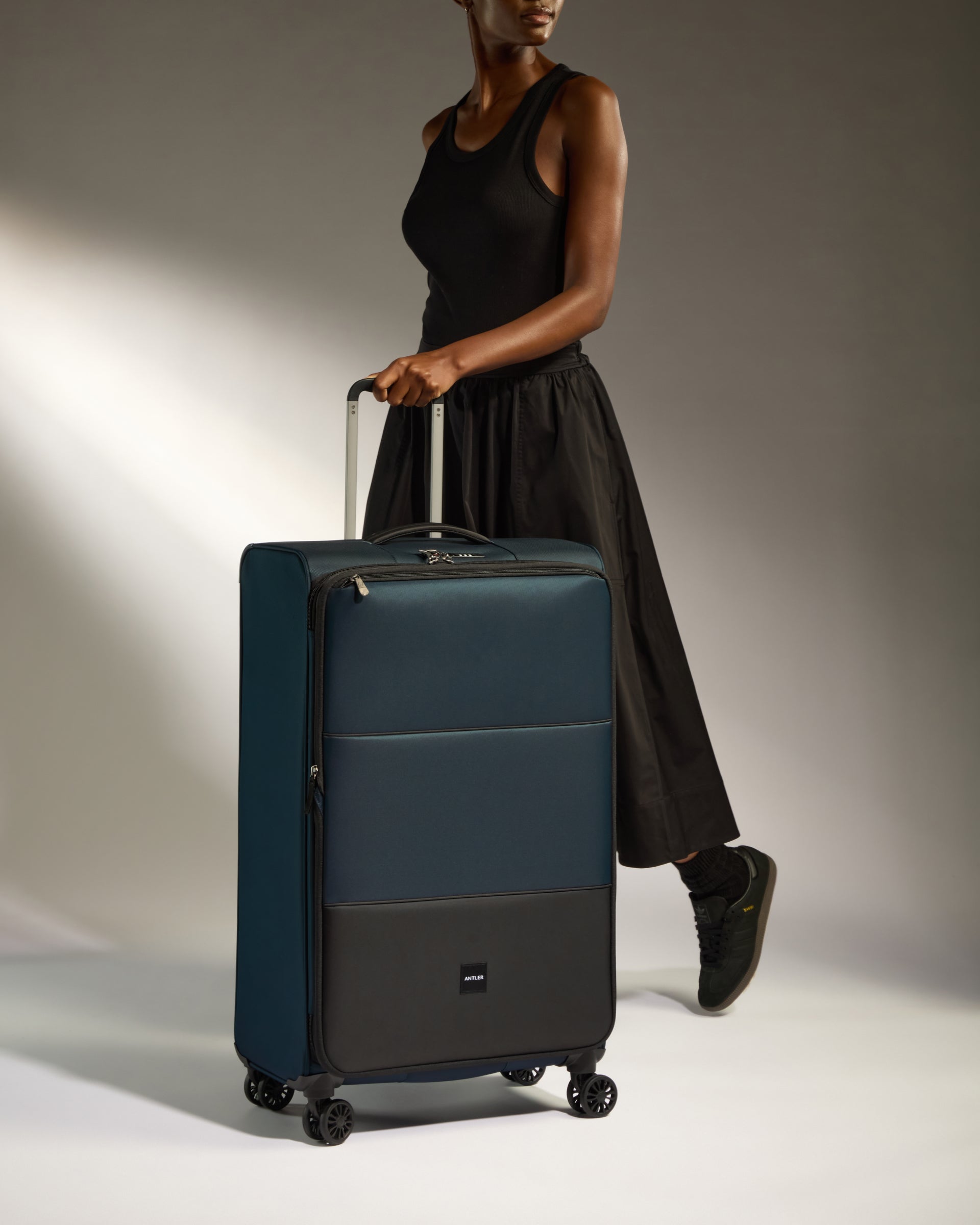 Large suitcase online