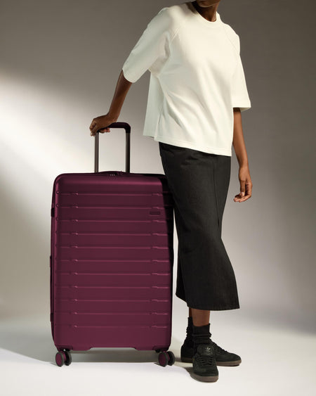 Large Luggage in Berry Red - Stamford 2.0