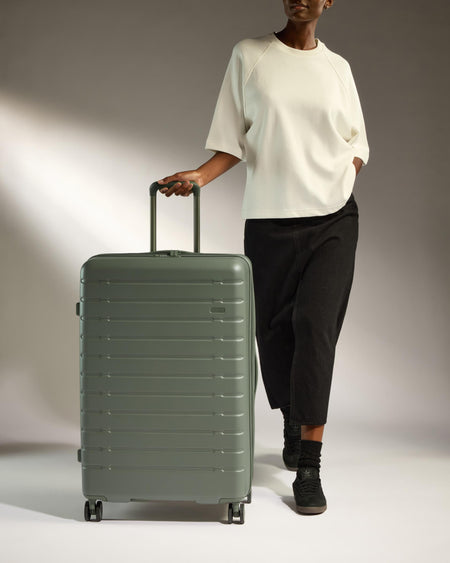 Large Luggage in Field Green - Stamford 2.0