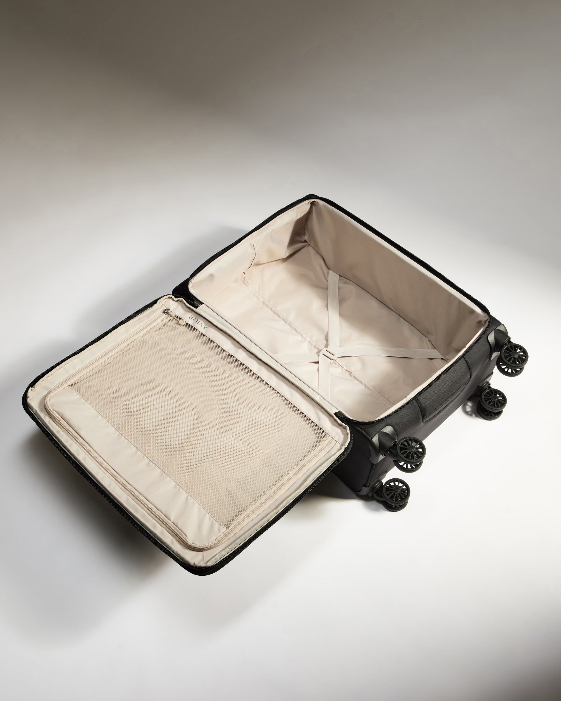 Antler travel case online