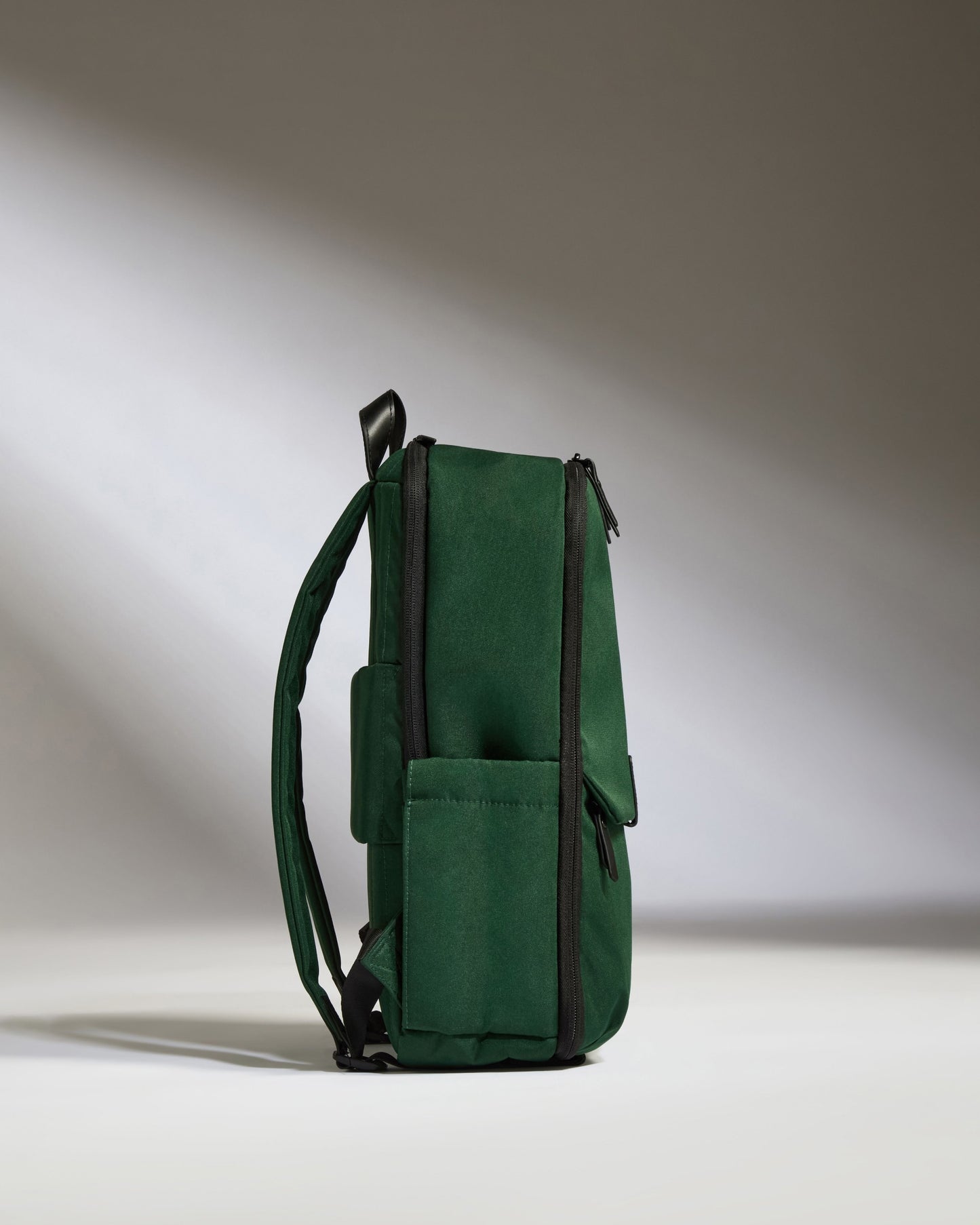 Backpack in Antler Green