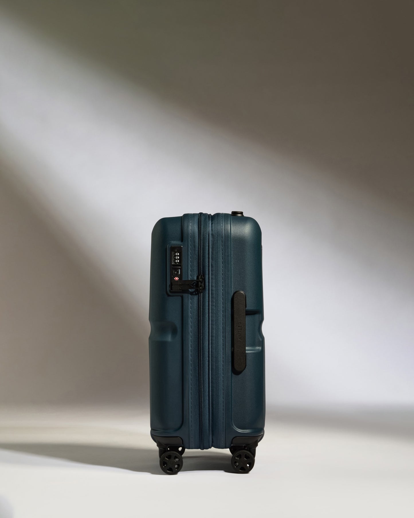 Expandable Carry-on Luggage in Indigo Blue - Single Stripe