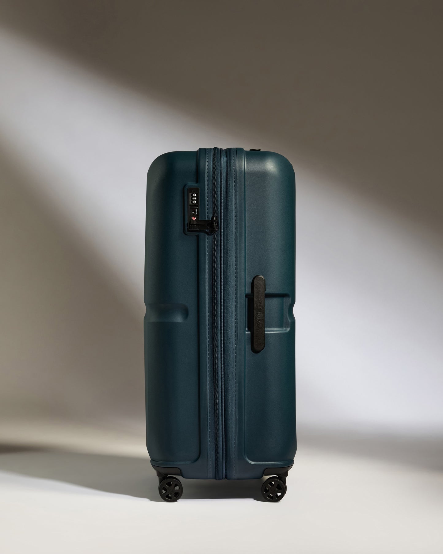 Large Luggage in Indigo Blue - Single Stripe