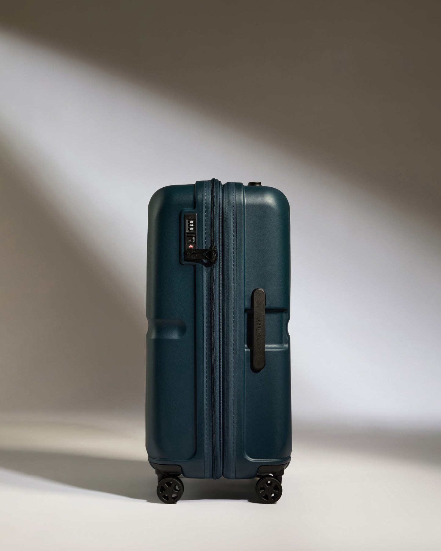 Medium Luggage in Indigo Blue - Single Stripe