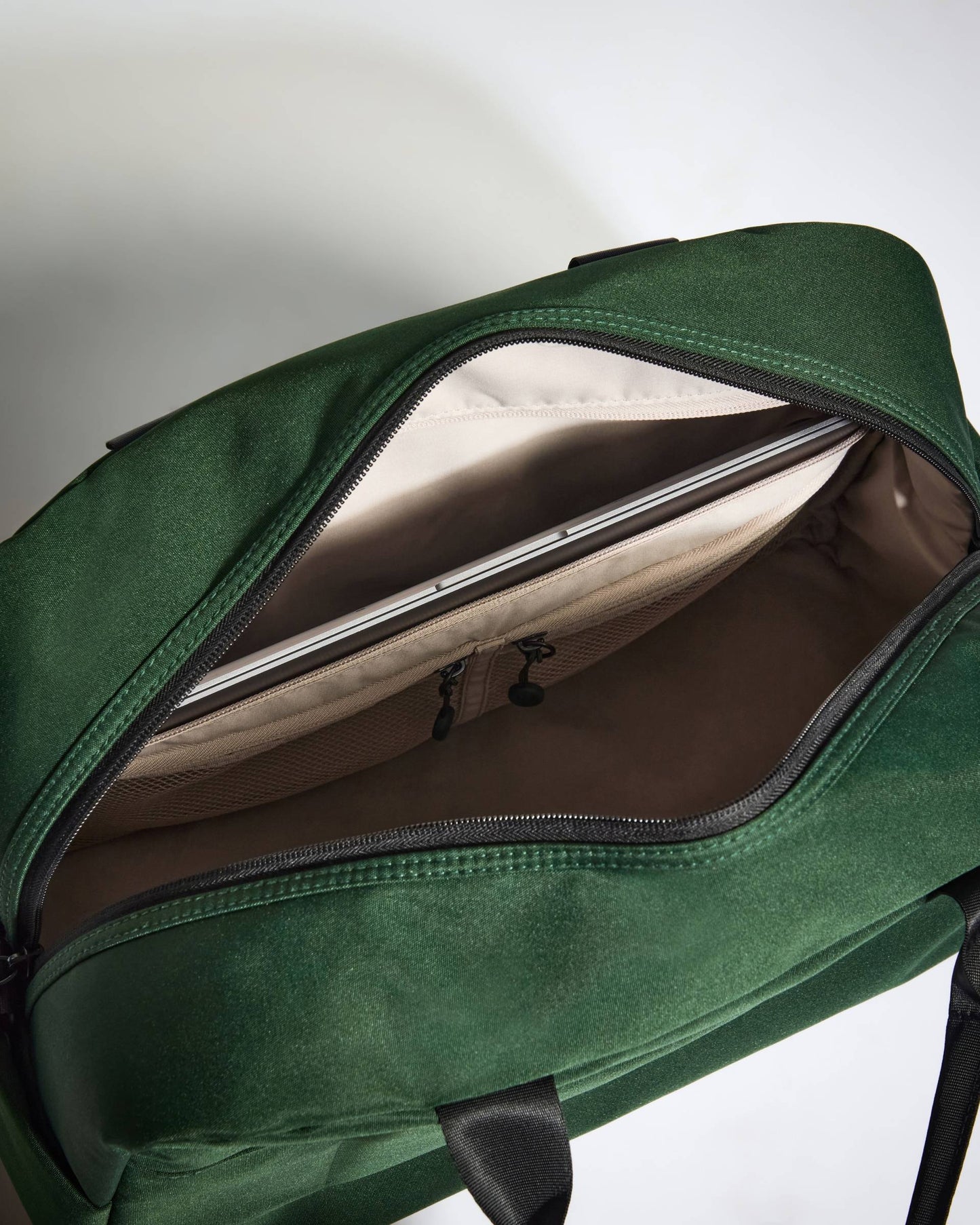 Overnight Bag in Antler Green