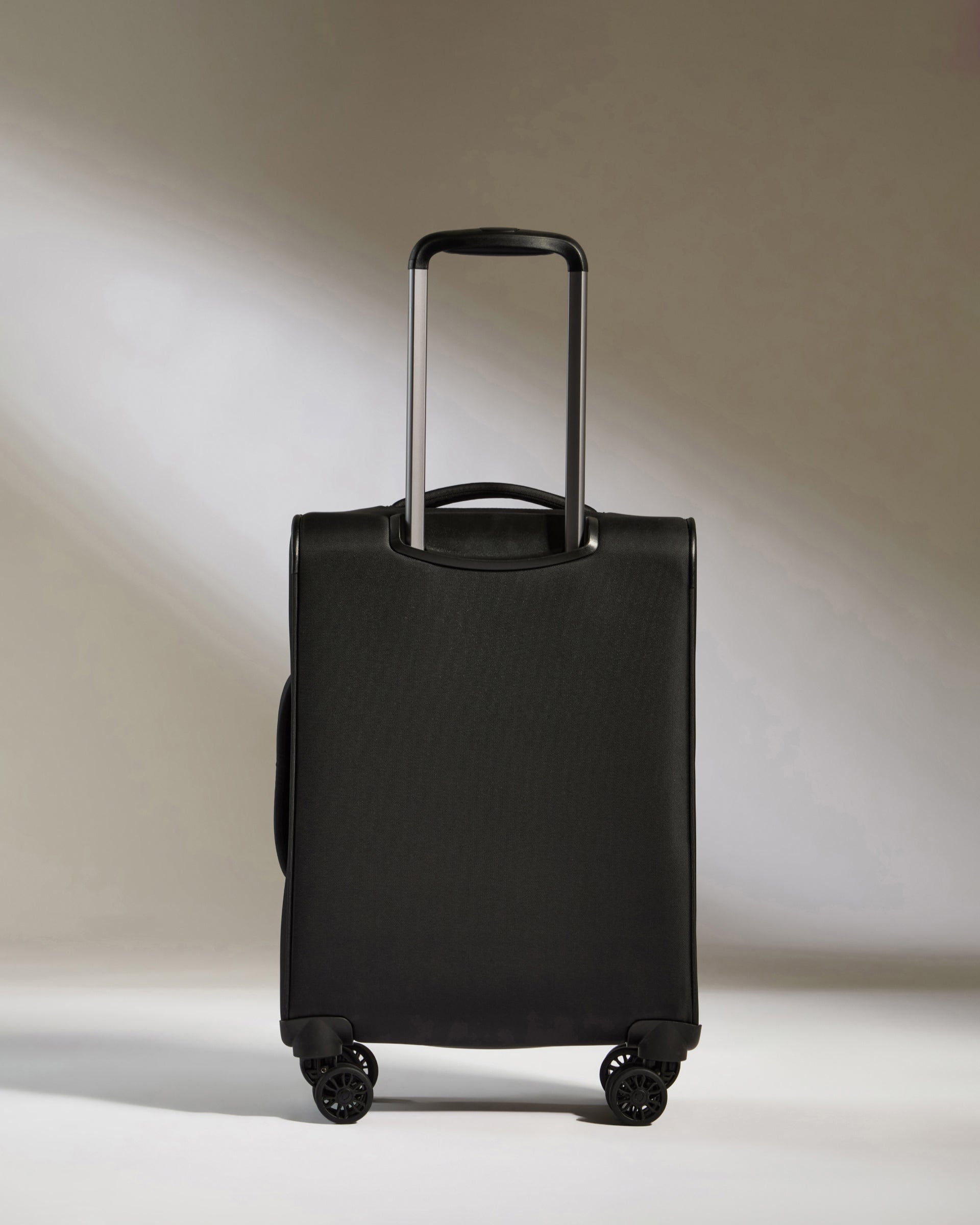 Lightest suitcases on the market online