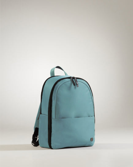 Antler Chelsea Backpack in Black - Size: 40 x 28 x 17 cm