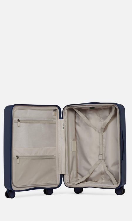 Medium Luggage in Dusk Blue - Stamford 2.0