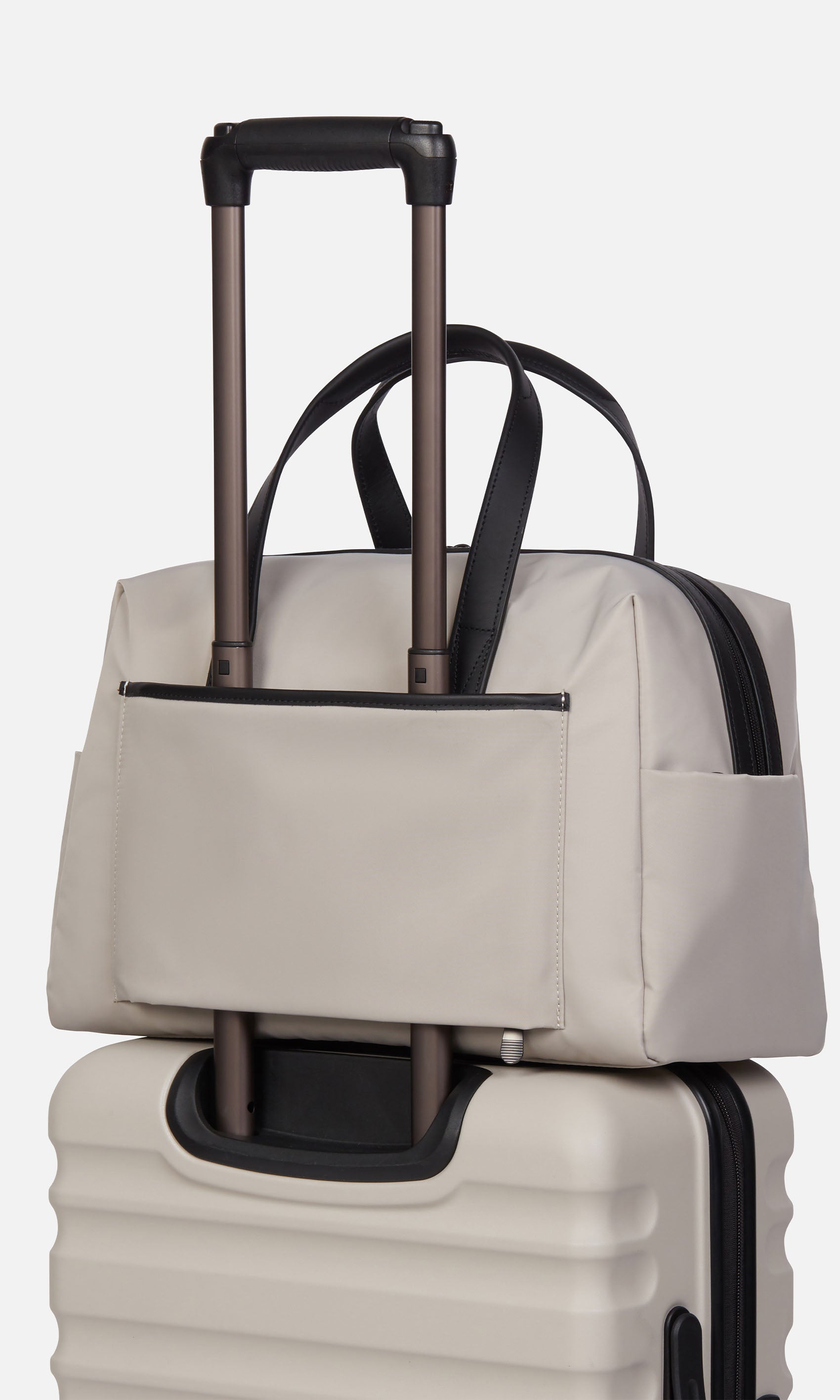 Antler holdall on wheels online